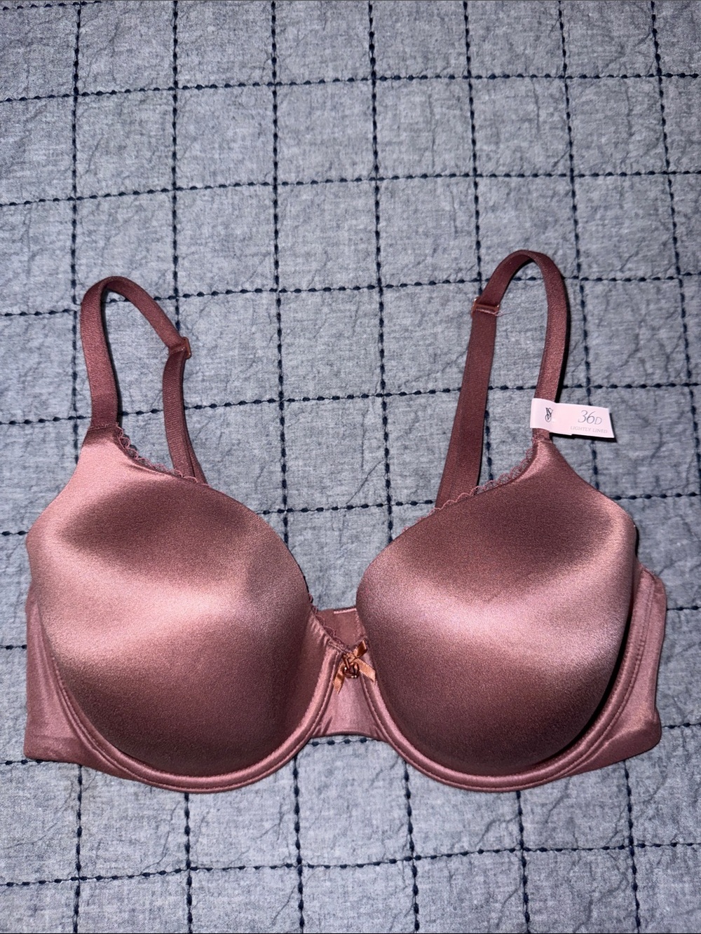 Victoria’s Secret bra 36D body by Victoria perfect coverage NWT